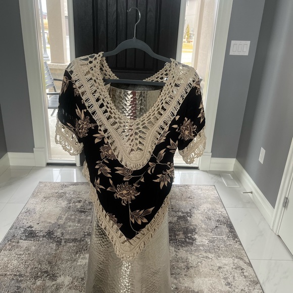 Arianna one size vacation top pool cover up sexy and cute bohemian hippy look - Picture 1 of 17